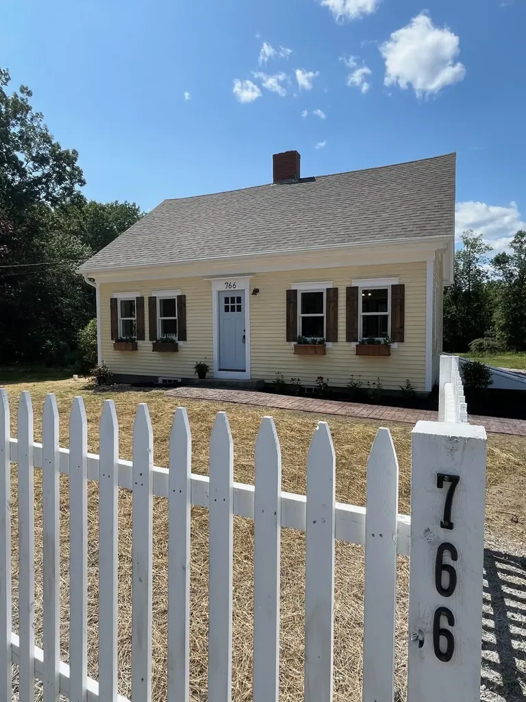 766 Brunswick Road Richmond ME 04357
