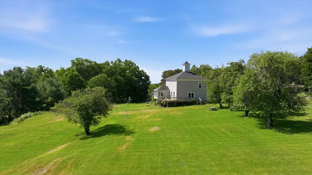 229 Route 133 Winthrop ME 04364