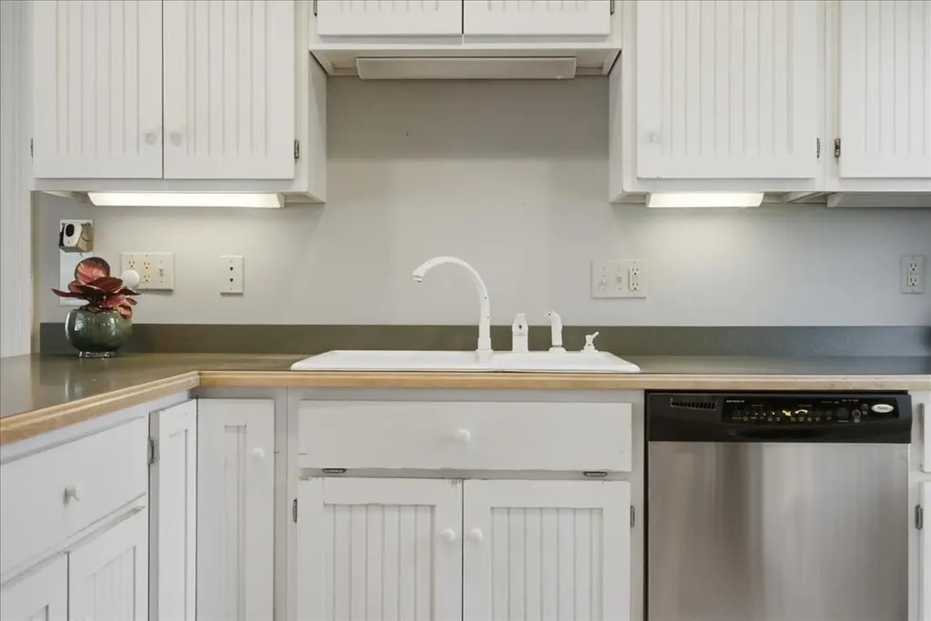 229 Route 133 Winthrop ME 04364