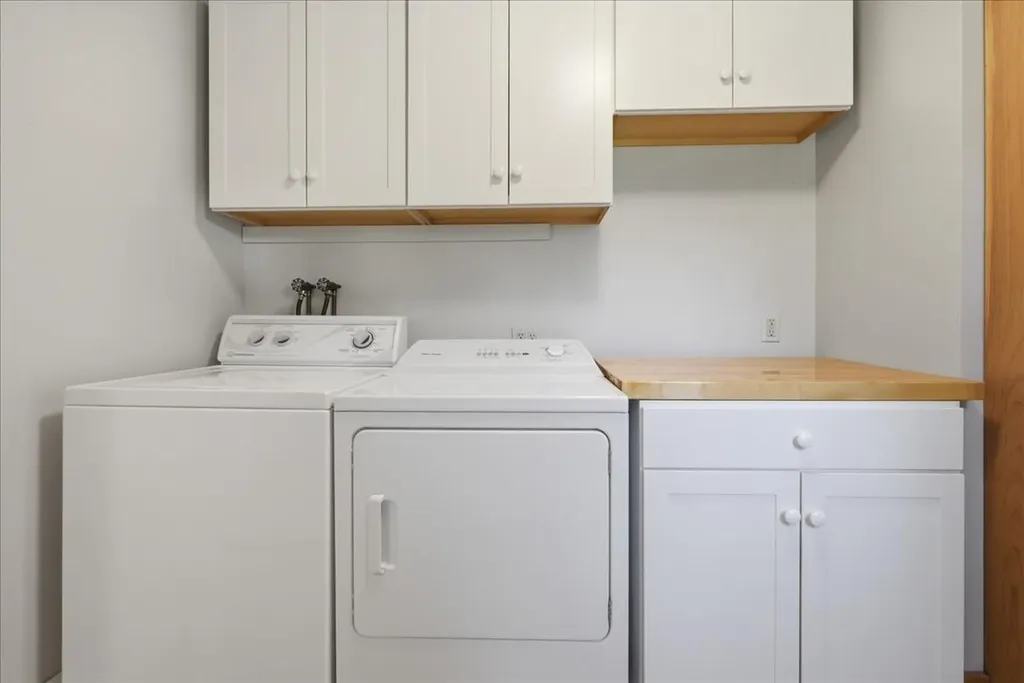 229 Route 133 Winthrop ME 04364
