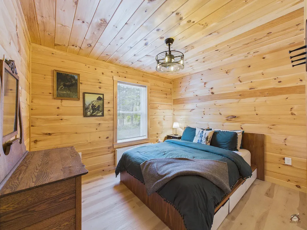 5 Forest Lane Rangeley ME 04970