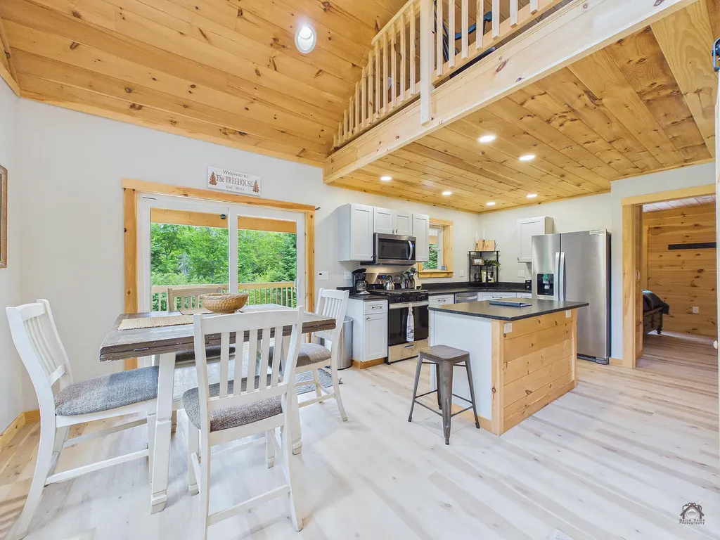 5 Forest Lane Rangeley ME 04970