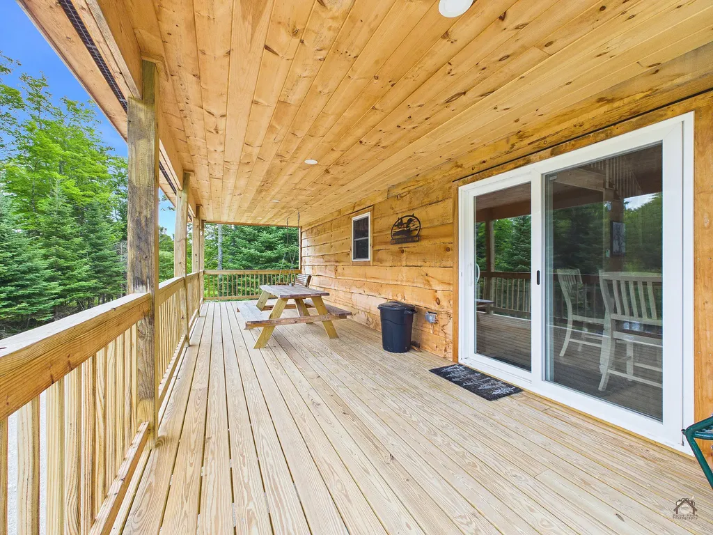 5 Forest Lane Rangeley ME 04970