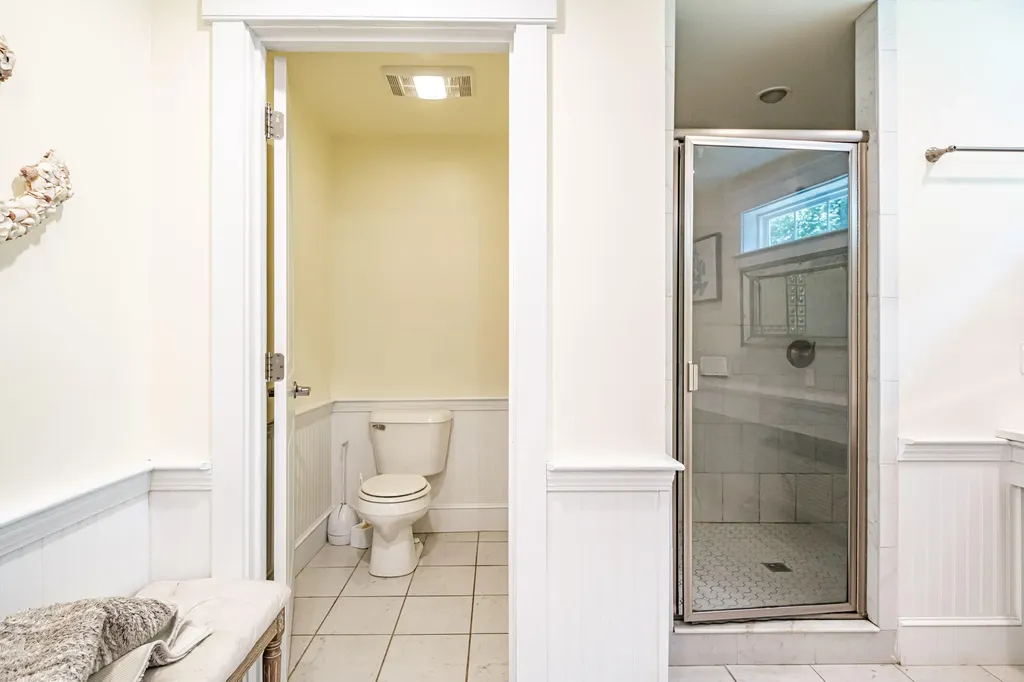18 Island Lane Edgecomb ME 04556