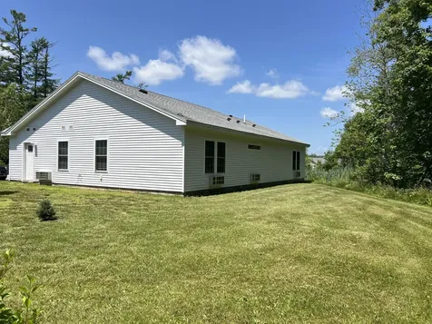 18 Island Lane Edgecomb ME 04556