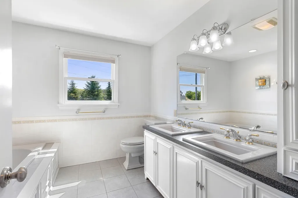 52 N Shore Drive Owls Head ME 04854