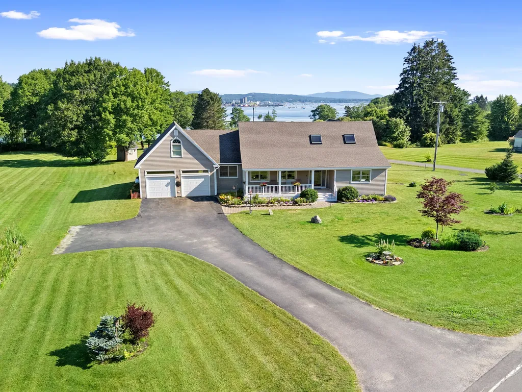 52 N Shore Drive Owls Head ME 04854