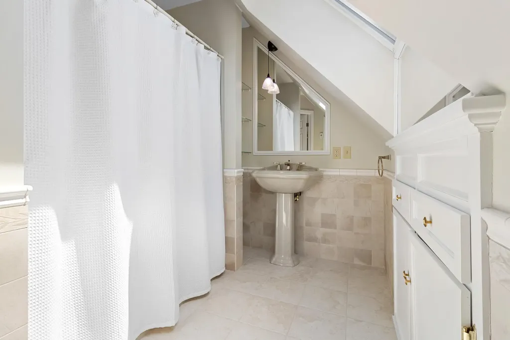 52 N Shore Drive Owls Head ME 04854
