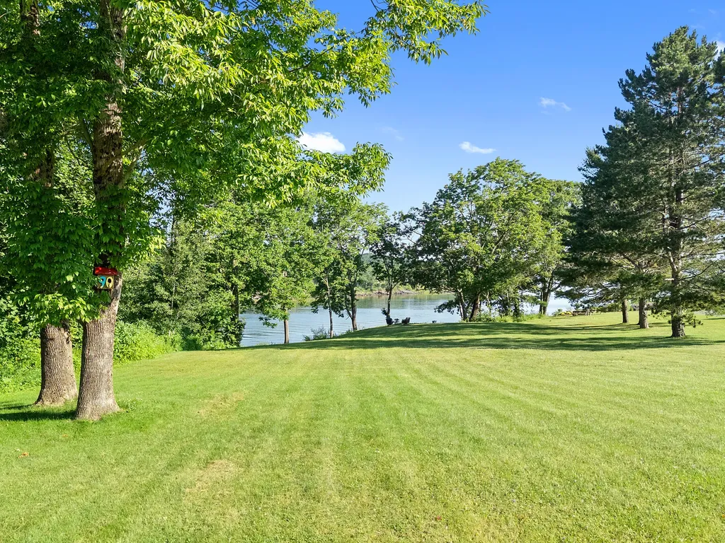 52 N Shore Drive Owls Head ME 04854