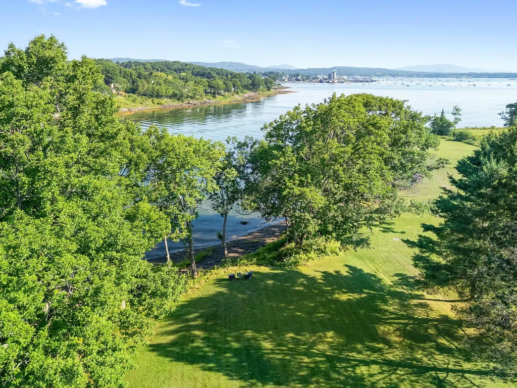 52 N Shore Drive Owls Head ME 04854