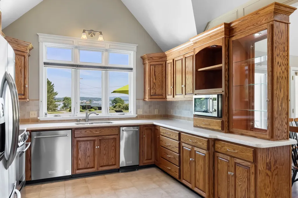 52 N Shore Drive Owls Head ME 04854