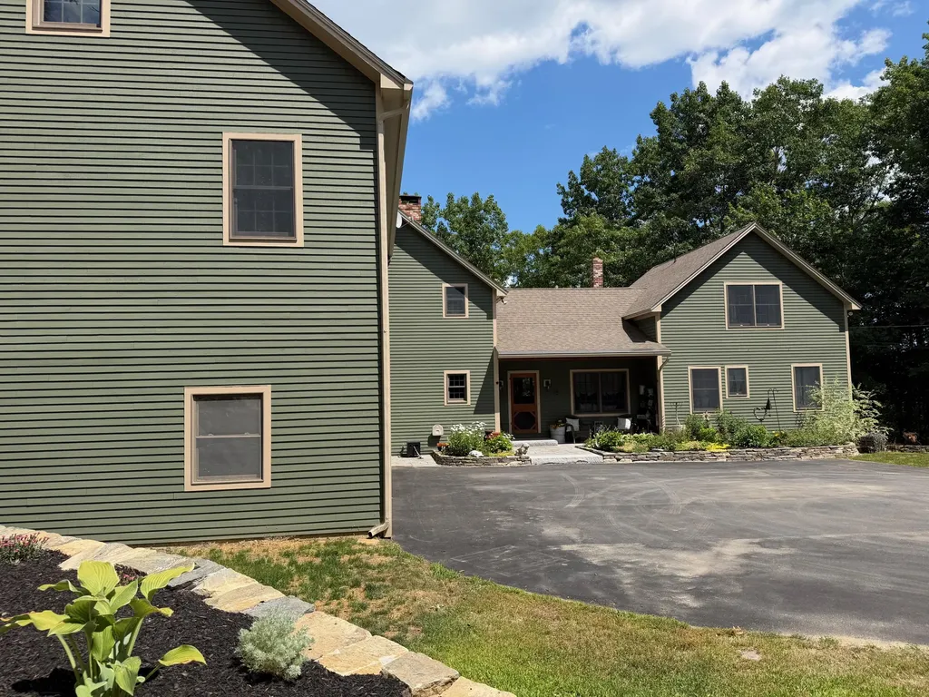 15 Porcupine Ridge Road Bremen ME 04551
