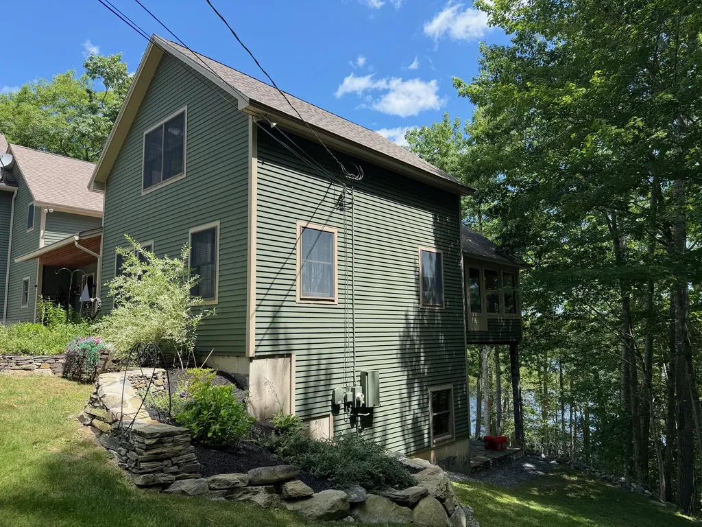 15 Porcupine Ridge Road Bremen ME 04551