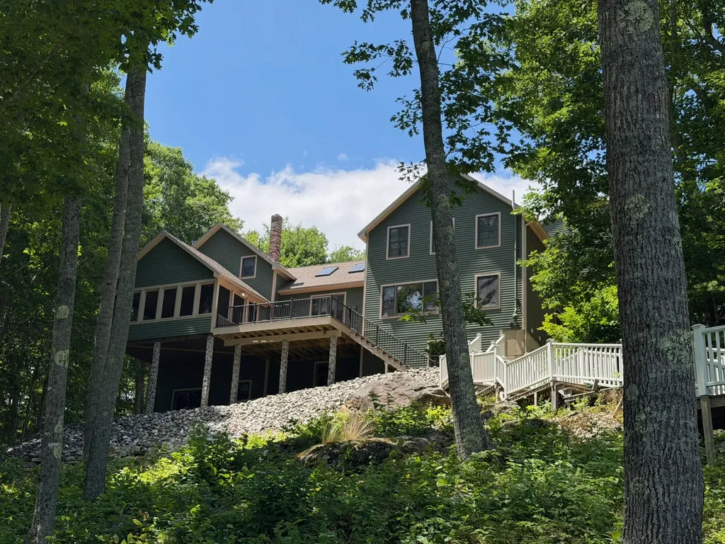 15 Porcupine Ridge Road Bremen ME 04551