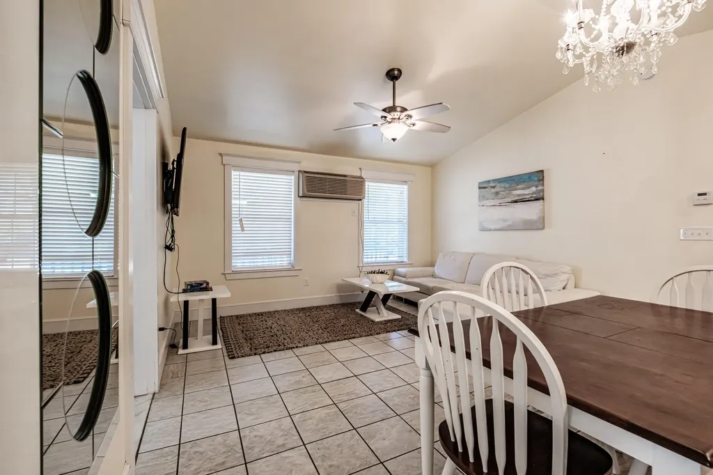 18 Island Lane Edgecomb ME 04556