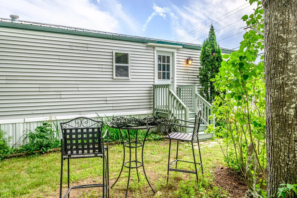 86 Tufton Street Brunswick ME 04011