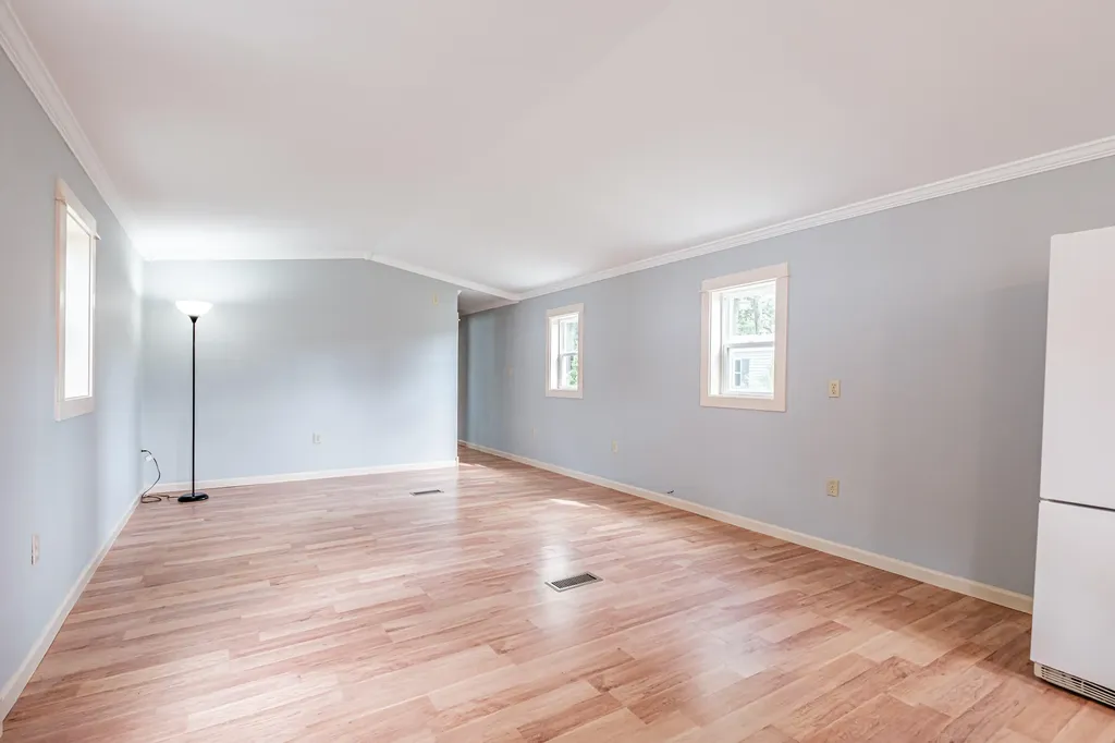 86 Tufton Street Brunswick ME 04011