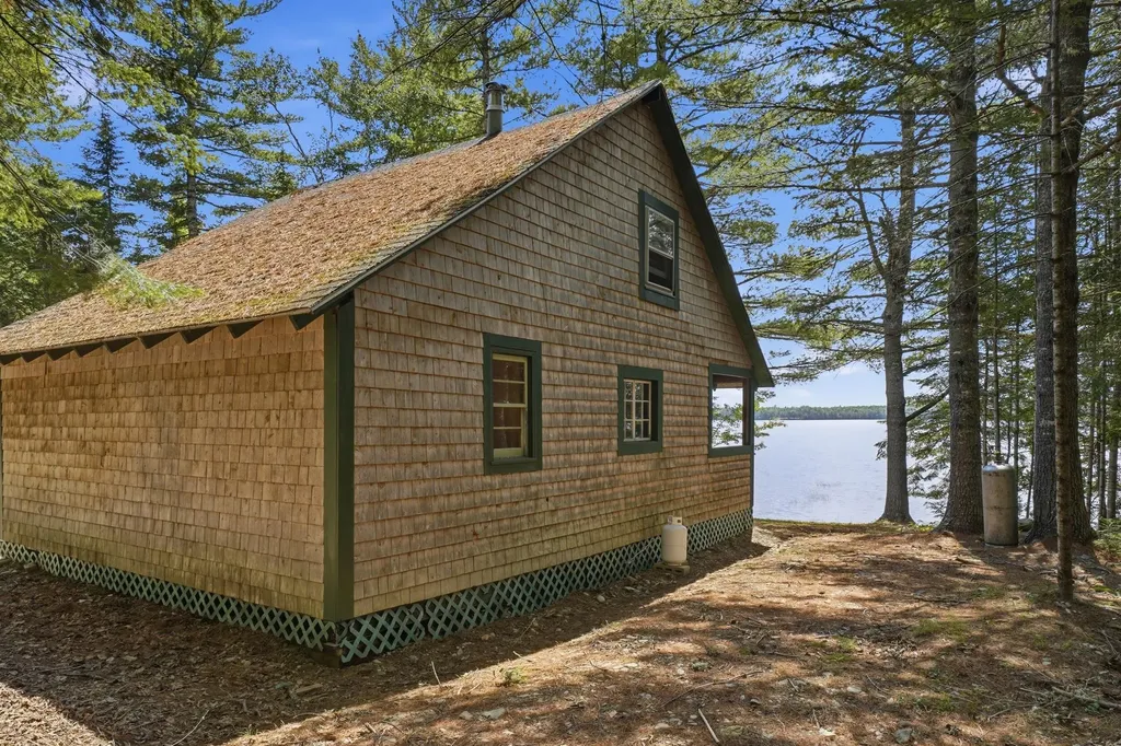 0 East Shore Drive Glenwood ME 04497