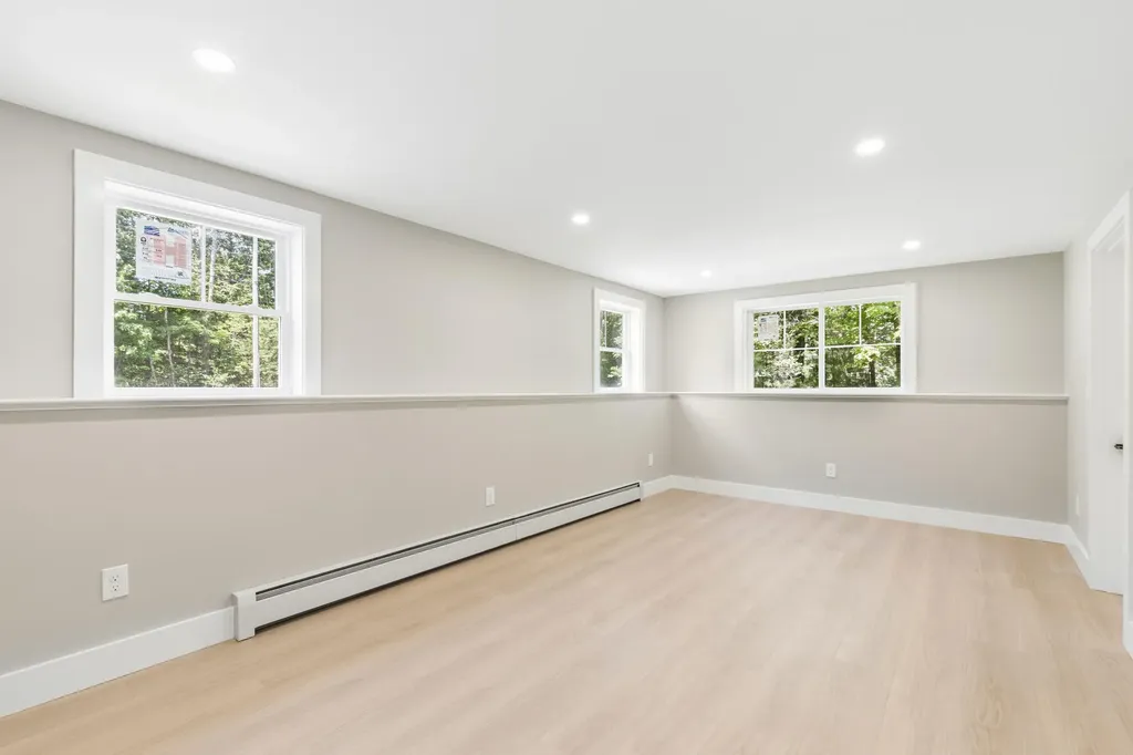 2817 Sanford Road Wells ME 04090