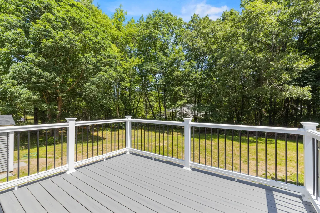 2817 Sanford Road Wells ME 04090