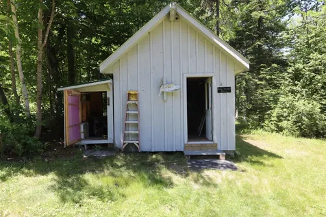 129 Bucknell Road T2 R13 Wels ME 04441