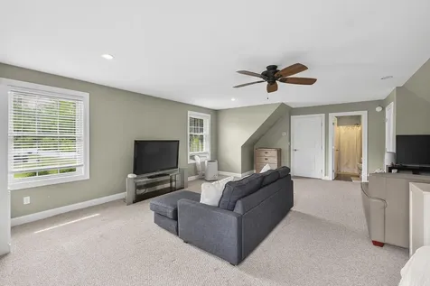 60 Berkshire Way Westbrook ME 04092