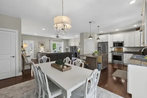 60 Berkshire Way Westbrook ME 04092