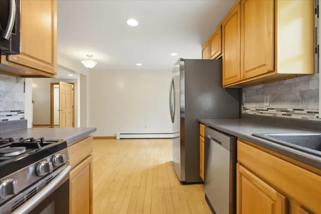 1121 River Avenue Gardiner ME 04345