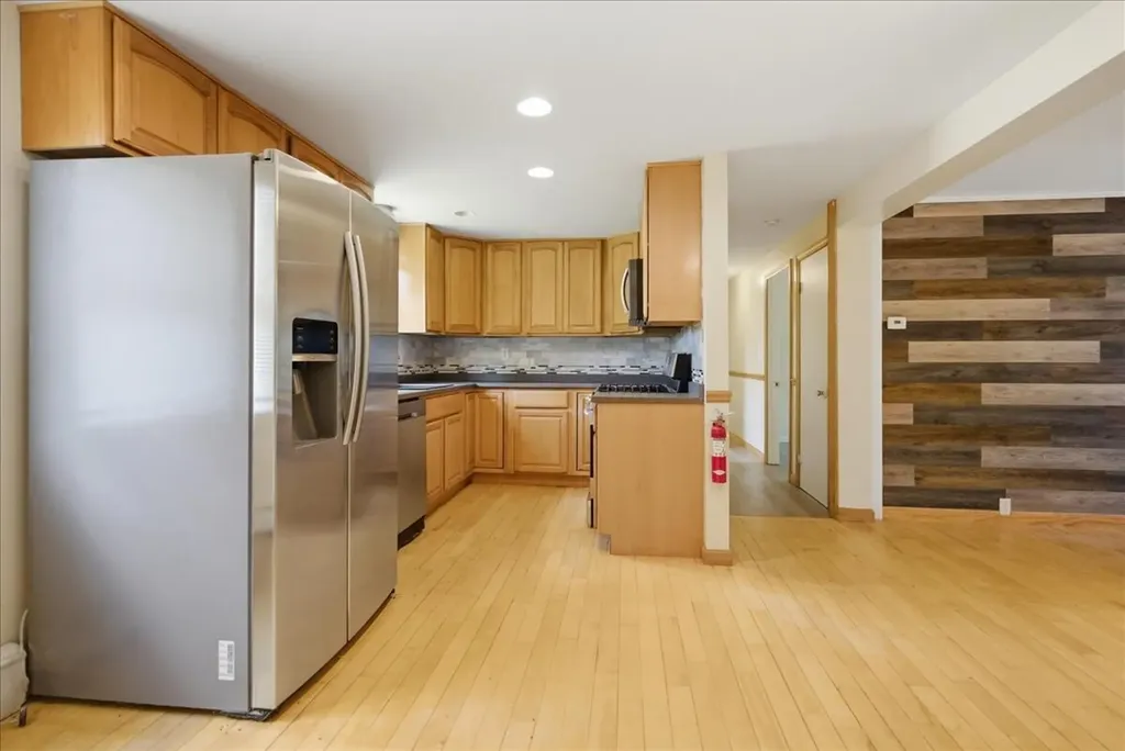 1121 River Avenue Gardiner ME 04345