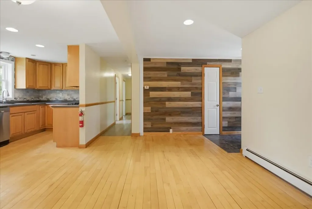 1121 River Avenue Gardiner ME 04345