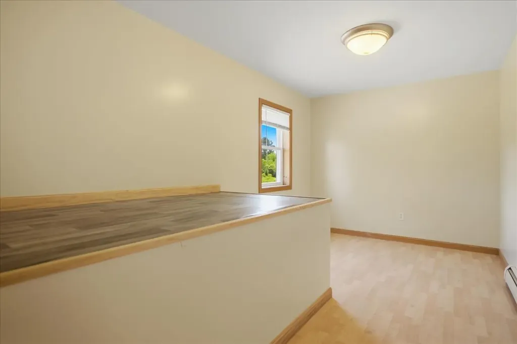 1121 River Avenue Gardiner ME 04345