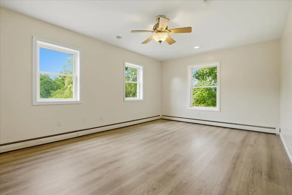 1121 River Avenue Gardiner ME 04345