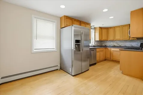 1121 River Avenue Gardiner ME 04345