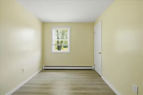 1121 River Avenue Gardiner ME 04345