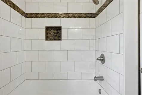 1121 River Avenue Gardiner ME 04345