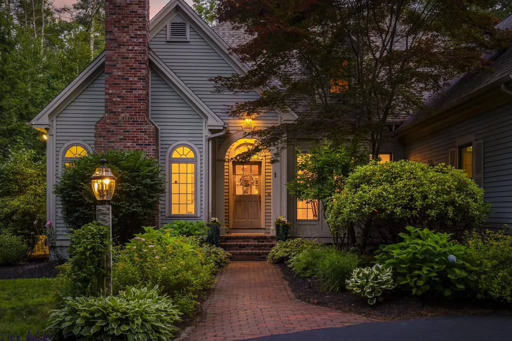 1 Medinah Circle Falmouth ME 04105