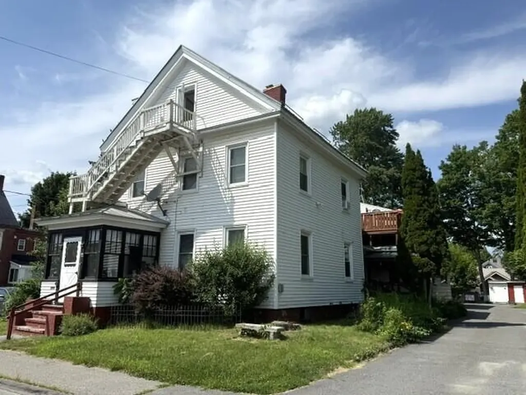 11 Winter Street Waterville ME 04901