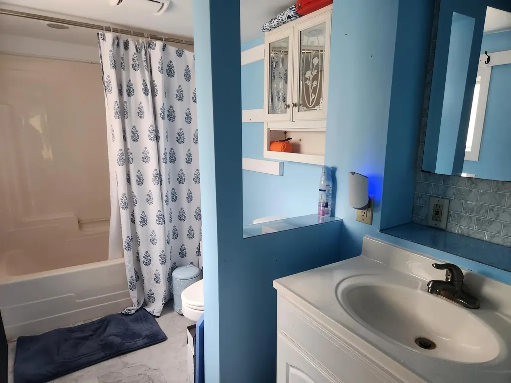 21 Cross Street Kittery ME 03904