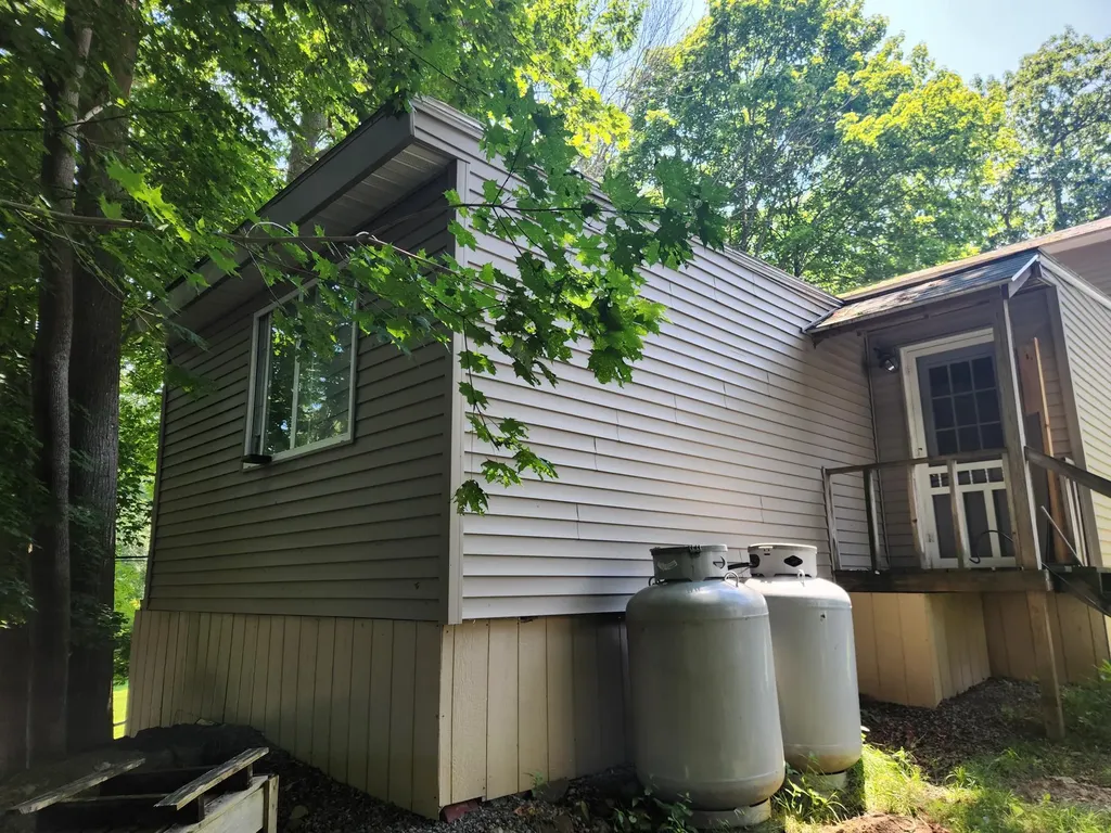 21 Cross Street Kittery ME 03904