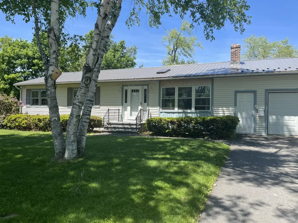 201 Juniper Street Bangor ME 04401