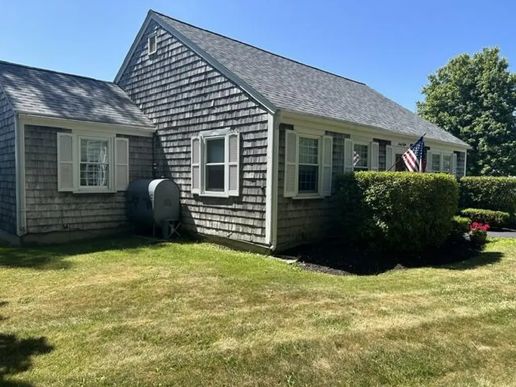68 Starboard Drive Cape Elizabeth ME 04107