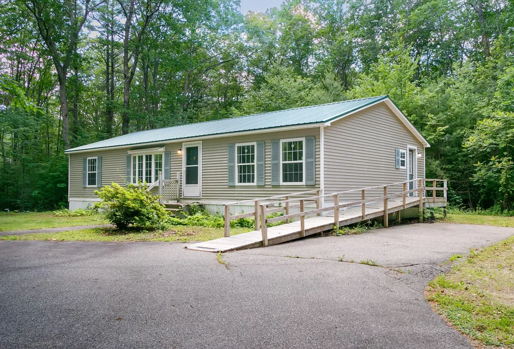 538 Branch Road Wells ME 04090