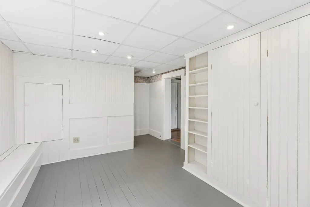 16 Brown Street Westbrook ME 04092