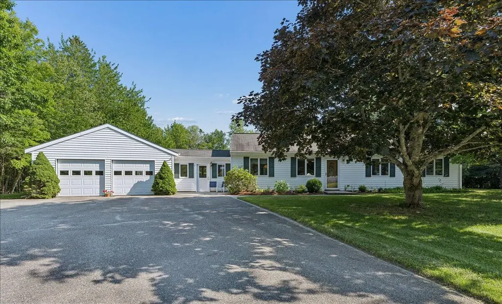 17 Anderson Road Ellsworth ME 04605