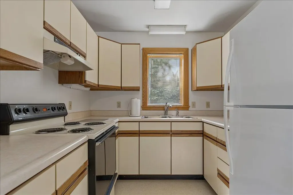17 Anderson Road Ellsworth ME 04605