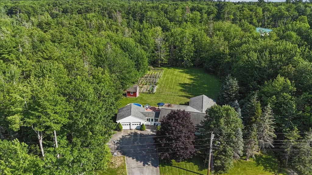17 Anderson Road Ellsworth ME 04605