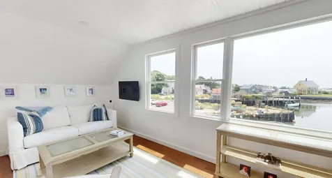49 Main Vinalhaven ME 04863