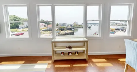 49 Main Vinalhaven ME 04863