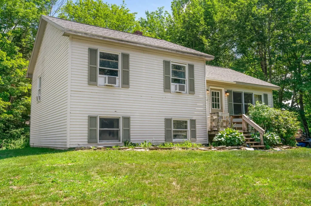 Thomaston ME, 101 Booker Street