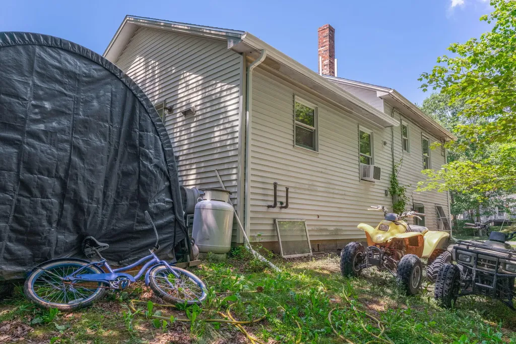 101 Booker Street Thomaston ME 04861